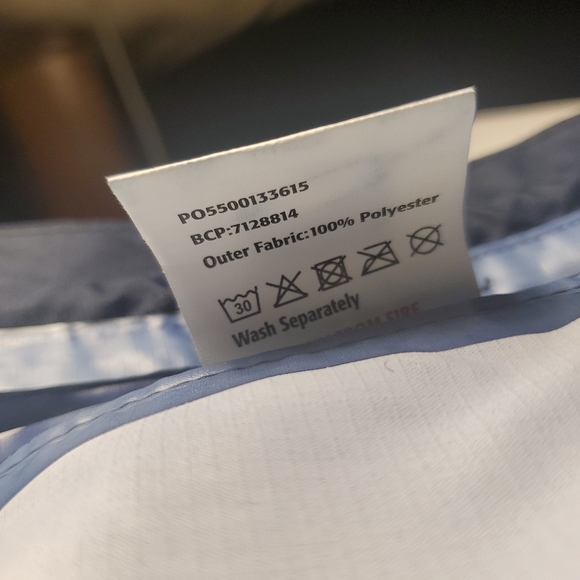 3 Peaks Reflective Dog Rain Windbreaker Coat Jacket - Picture 6 of 10